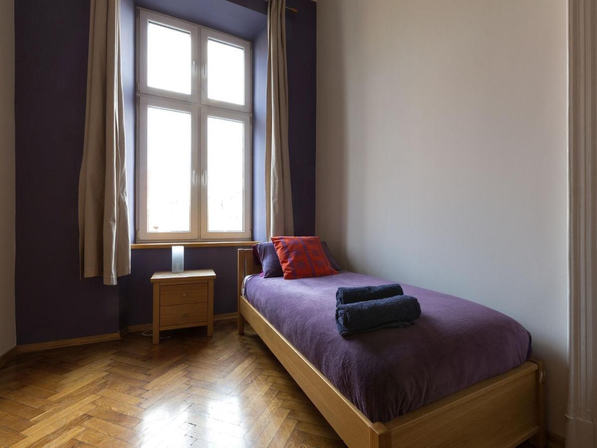 Spacious And Comfortable Flat In Appartement